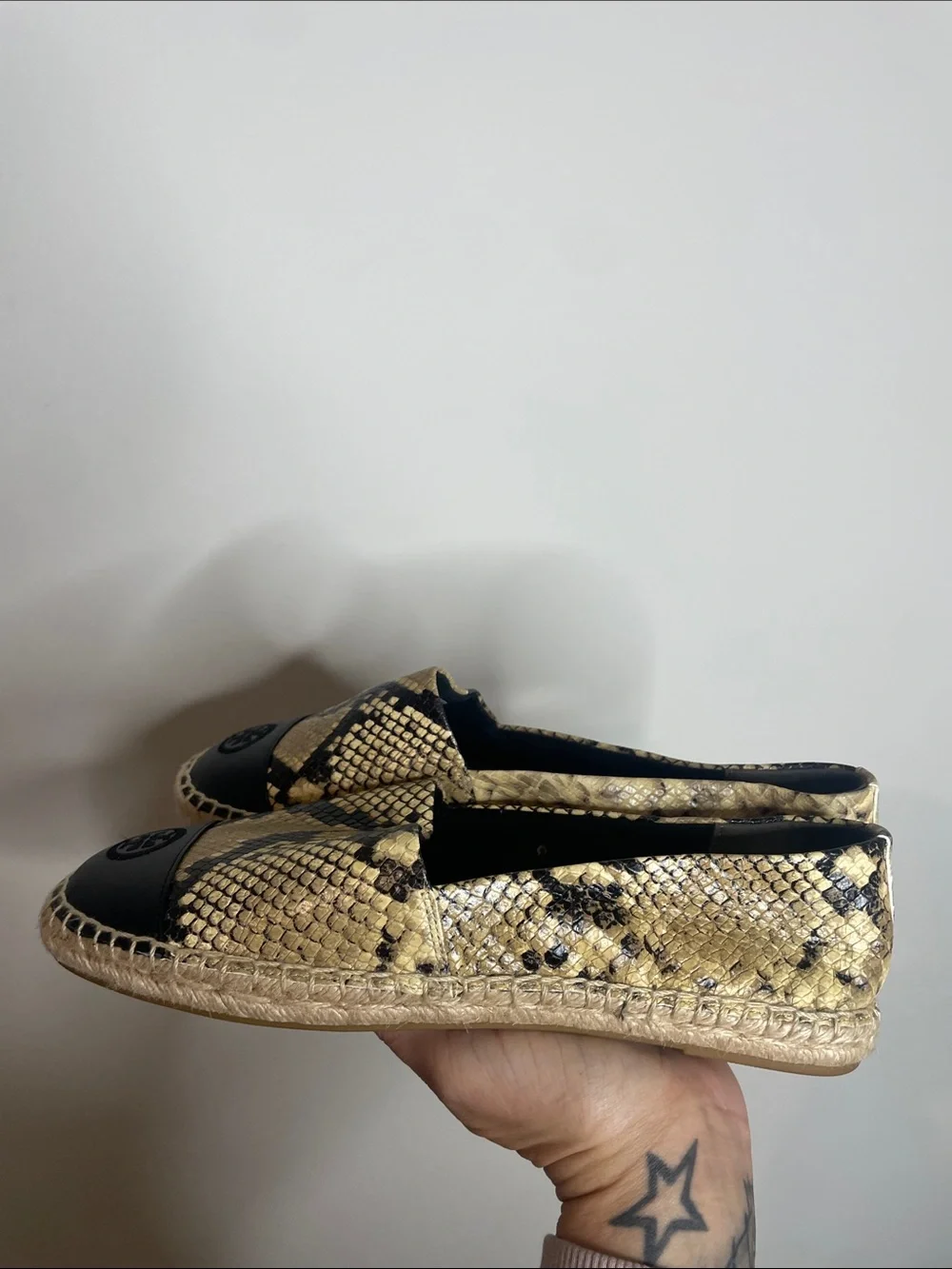 Tory Burch | Women’s Snake Print Embossed Cap Toe Espadrilles Size 9.5